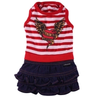 Red skirt tanktop stripe
