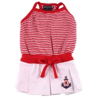 Robe marine rouge