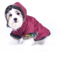 Manteau d\'hiver rouge 