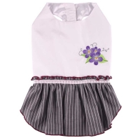 Robe estivale à fleurs violettes